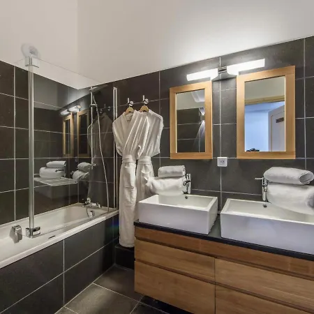 شقة Superbe T5 Spacieux Avec Parking A Moriond - Fr-1-563-29 كورشوفيل