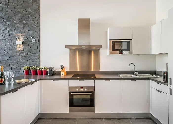 شقة Superbe T5 Spacieux Avec Parking A Moriond - Fr-1-563-29