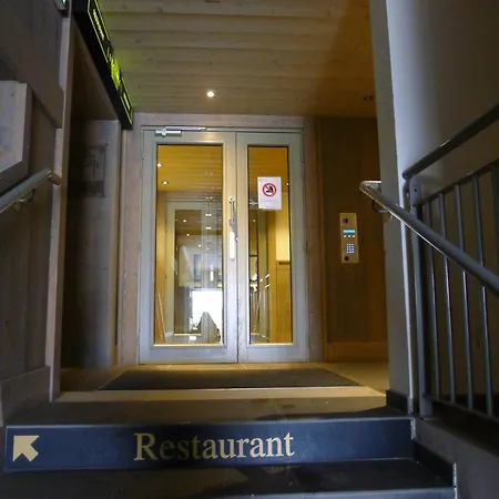 Superbe T5 Spacieux Avec Parking A Moriond - Fr-1-563-29 Апартаменты *